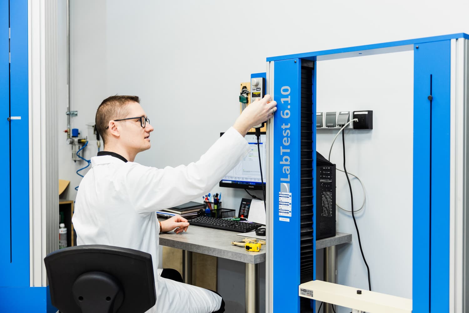 Stanowisko badawcze w laboratorium Paged LabTech